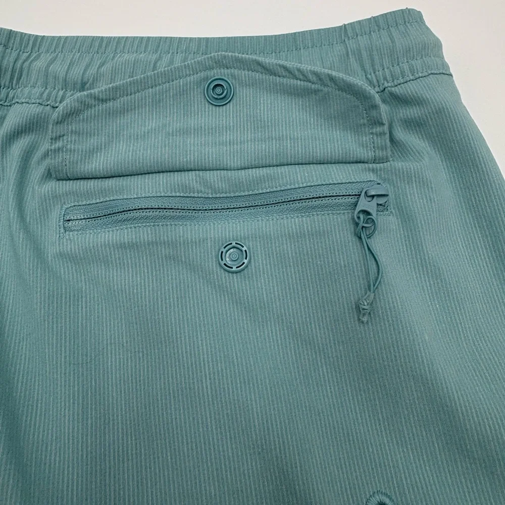 Athleta‎ Marin Board Shorts Teal Swim Shorts Medium 5” Inseam - Picture 9 of 15